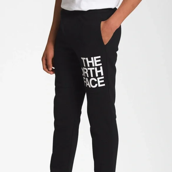NEW THE NORTH FACE Boys Black Camp Fleece Jogger Pants Athletic Comfy Bottoms - Picture 3 of 15
